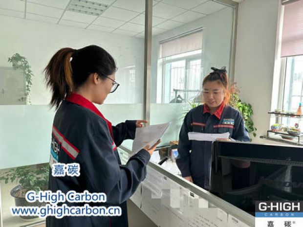 不斷提高，服務客戶