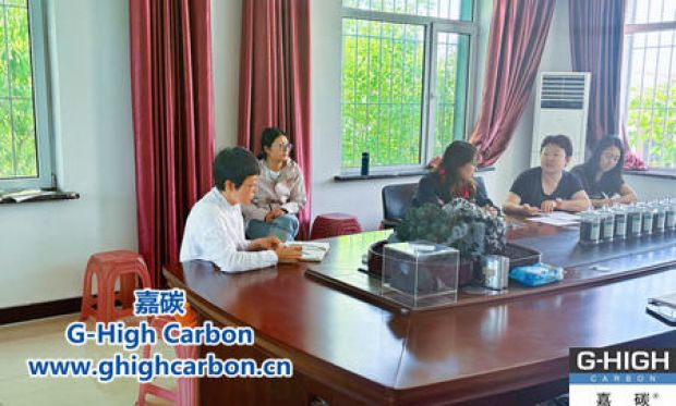 迅速響應(yīng)客戶技術(shù)求助，組織團(tuán)隊研討解決難題